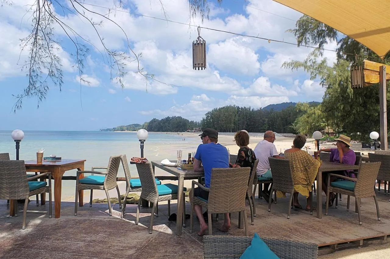 Thai House Beach Resort Ko Lanta 3*,