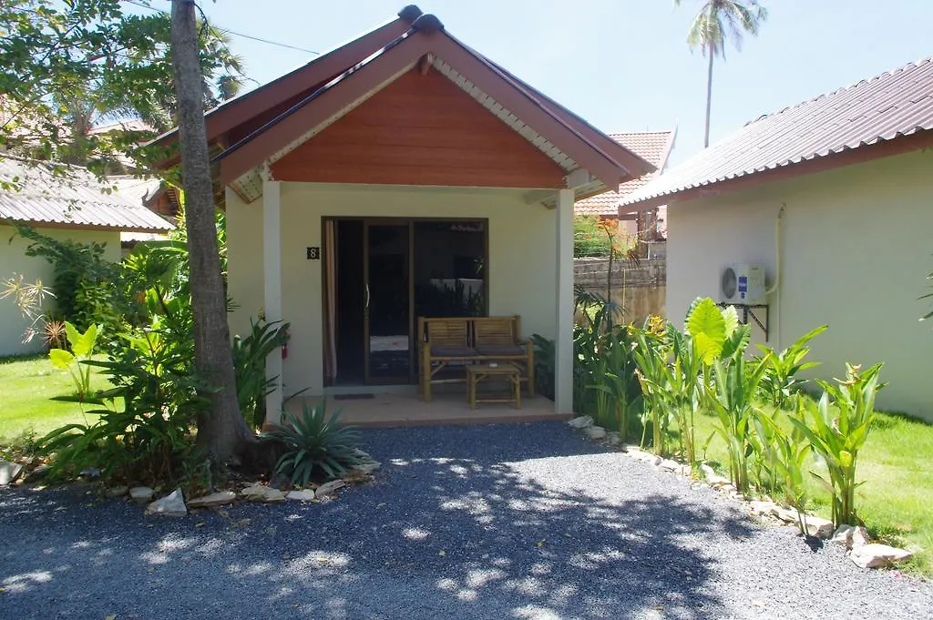 Thai House Beach Resort 코란타