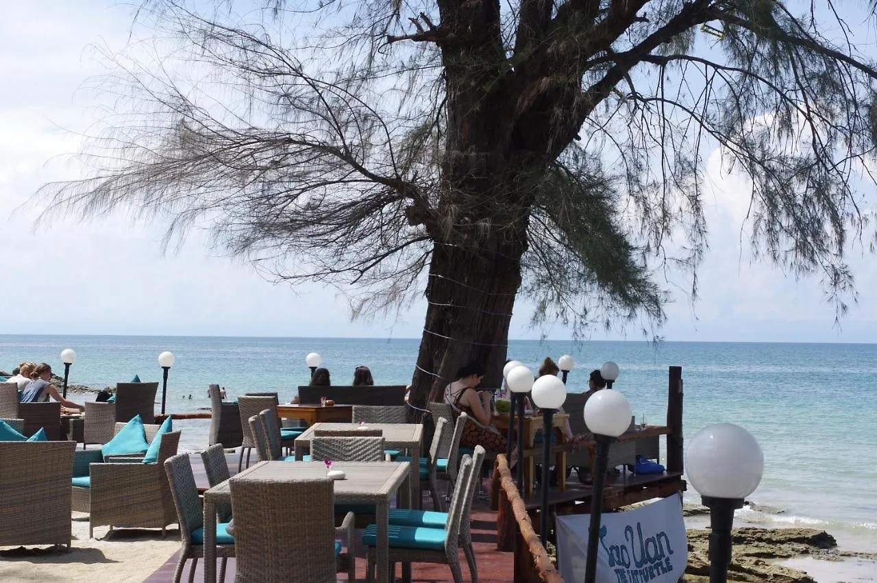 Thai House Beach Resort 코란타