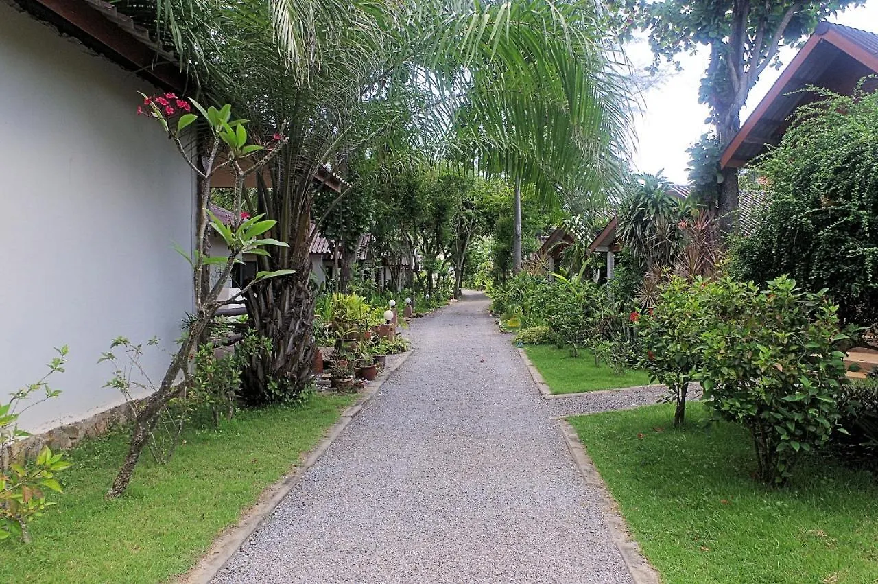 Thai House Beach Resort 코란타