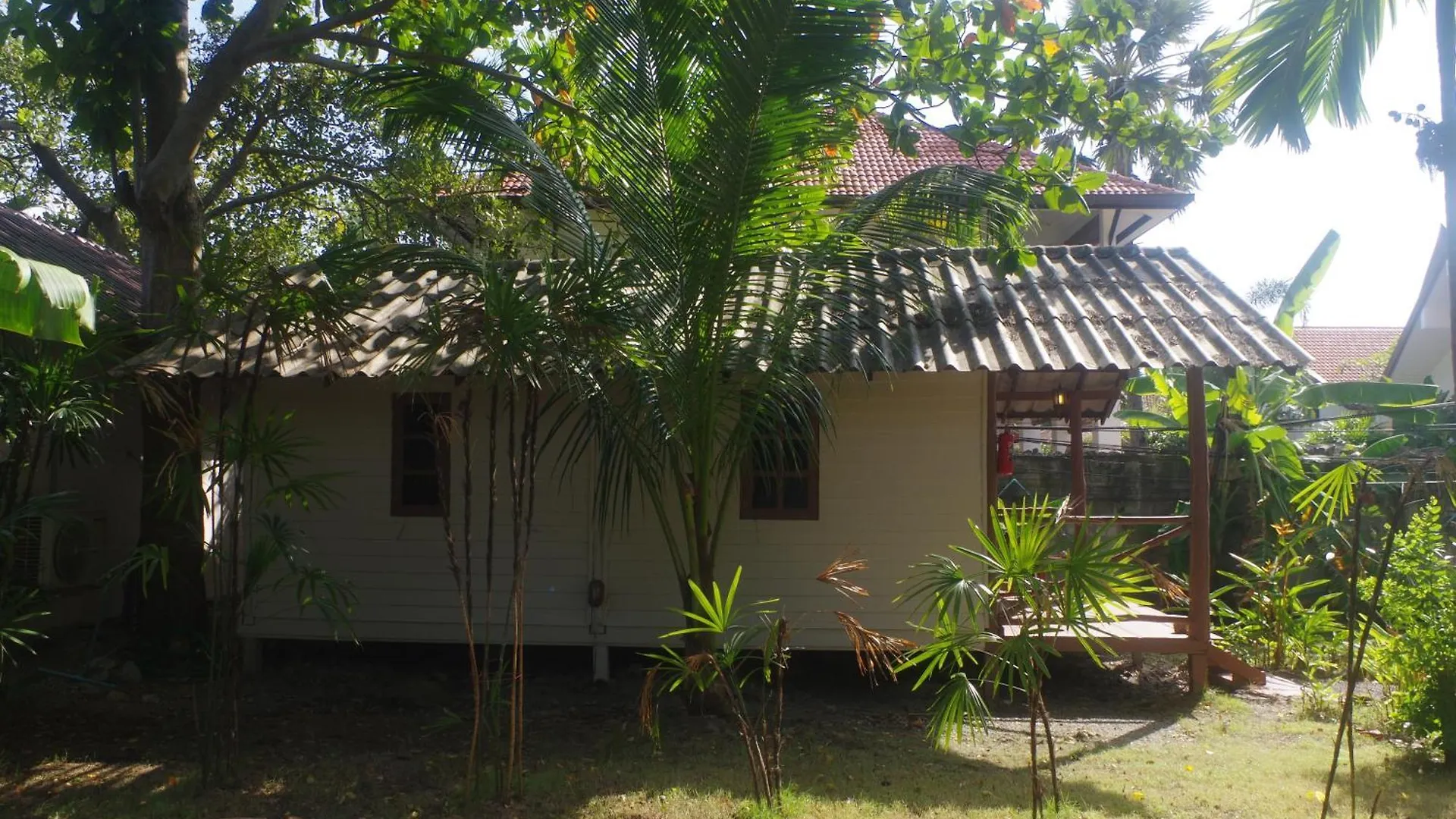 Thai House Beach Resort 코란타