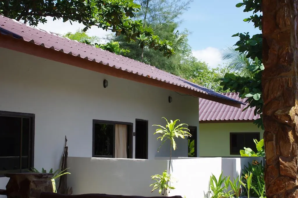 ***  Thai House Beach Resort Koh Lanta Thailand