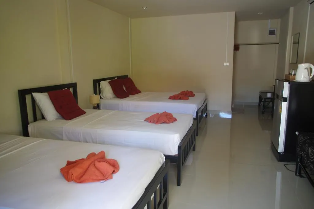 Thai House Beach Resort Ko Lanta 3*,