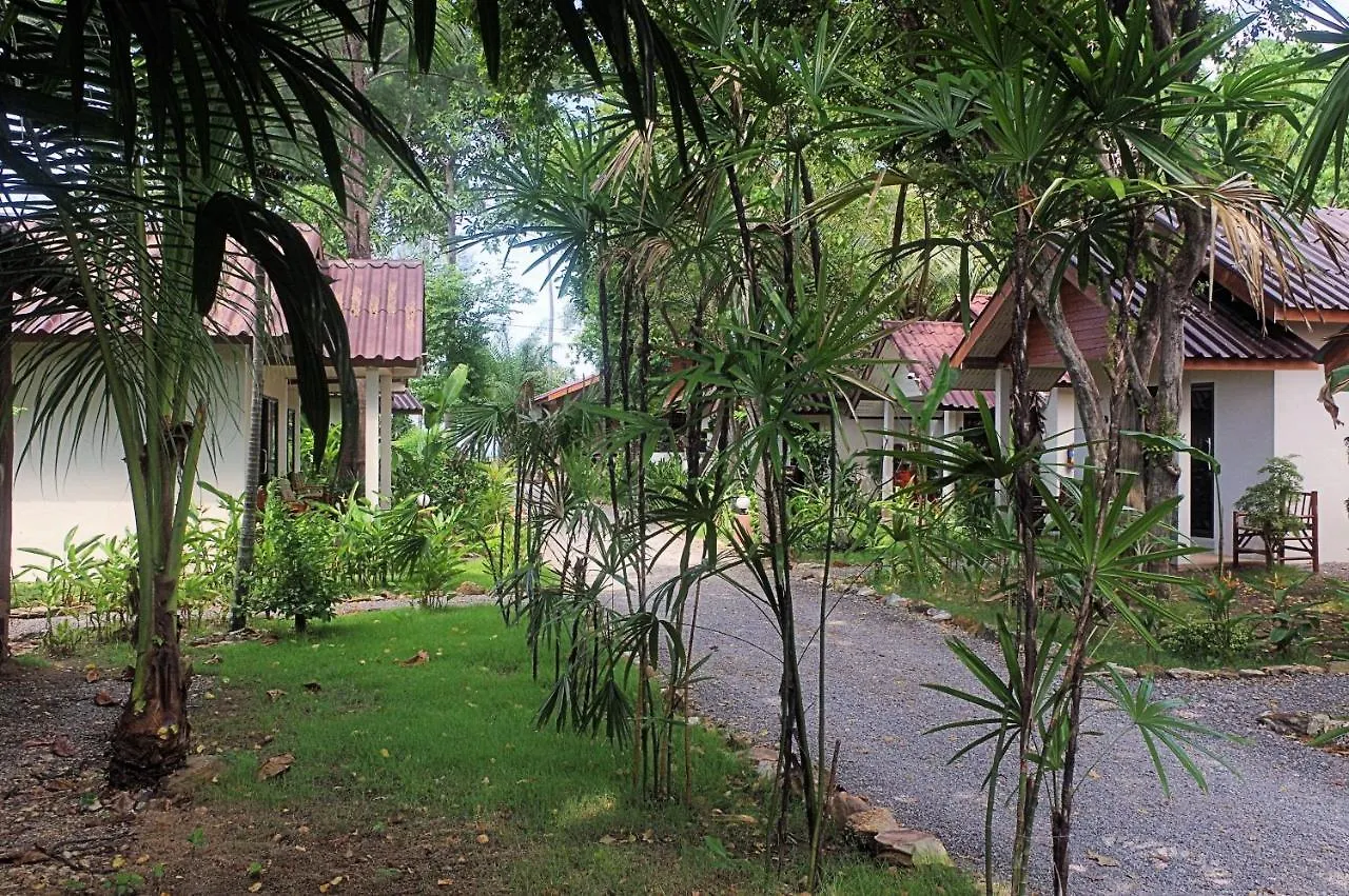 Thai House Beach Resort Ko Lanta 3*,